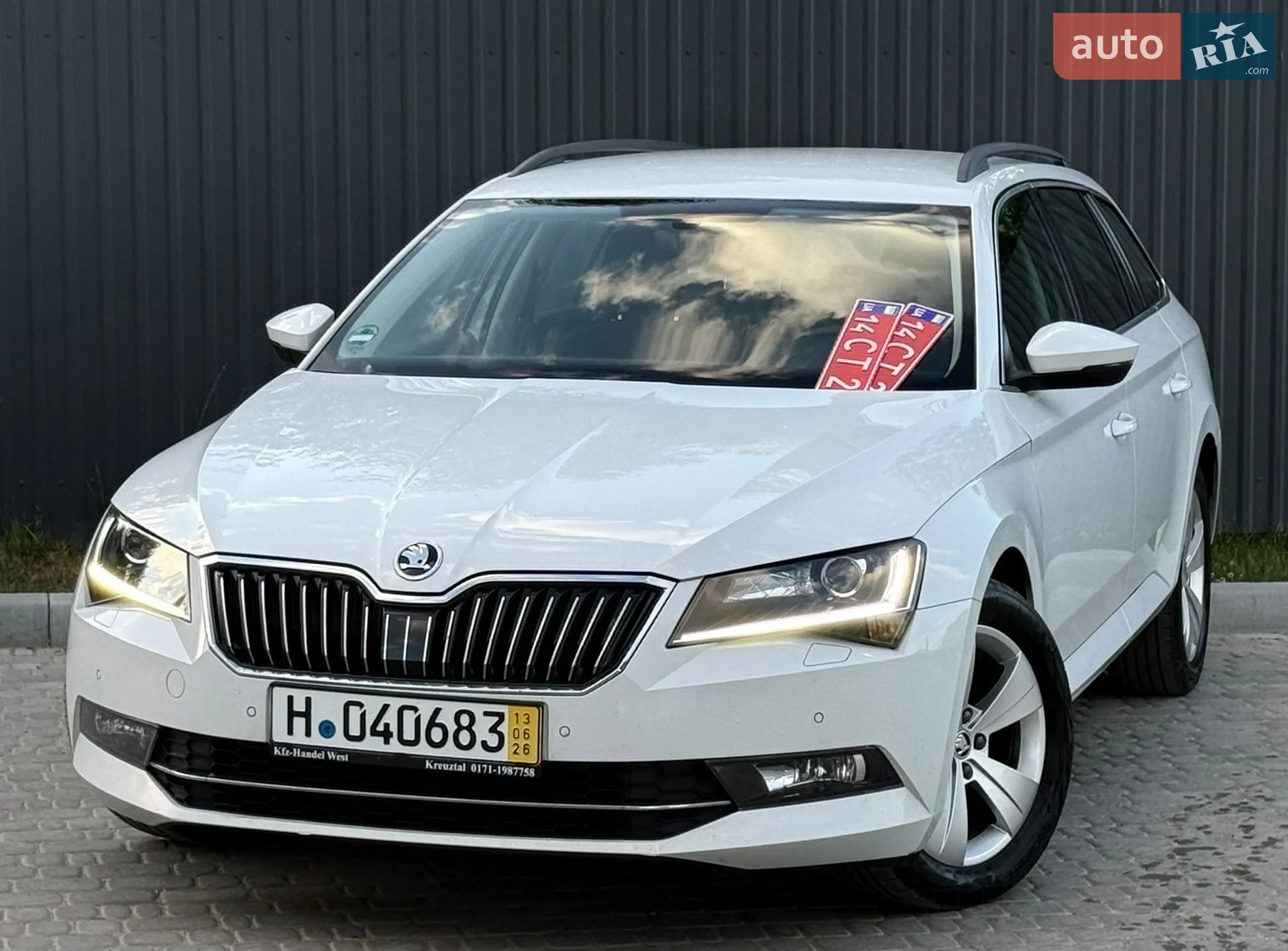 2017 Skoda Superb - мініатюра 4