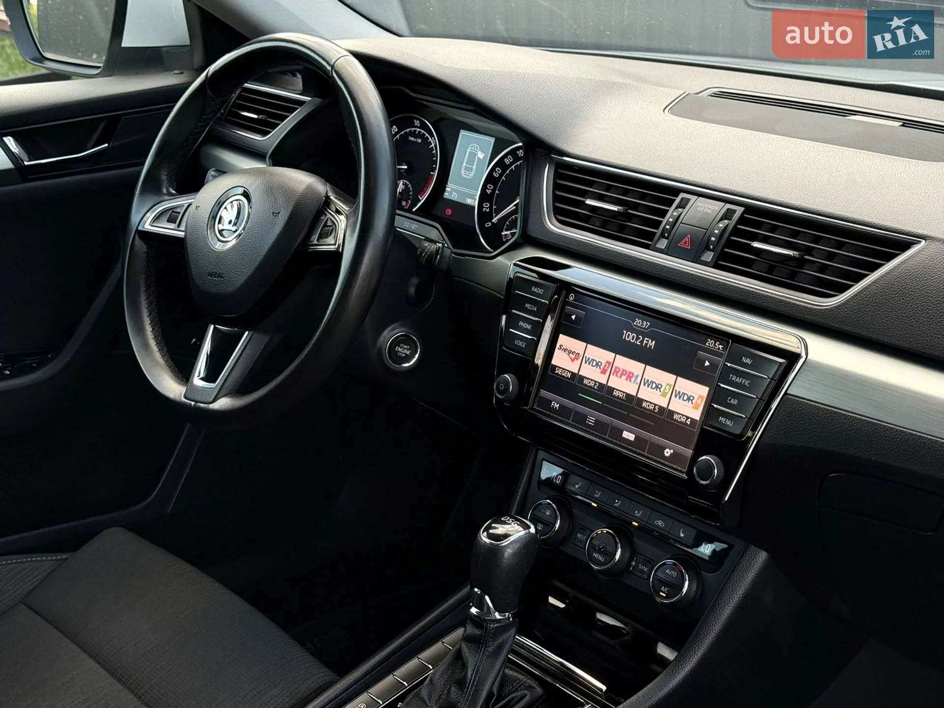 2017 Skoda Superb - мініатюра 64