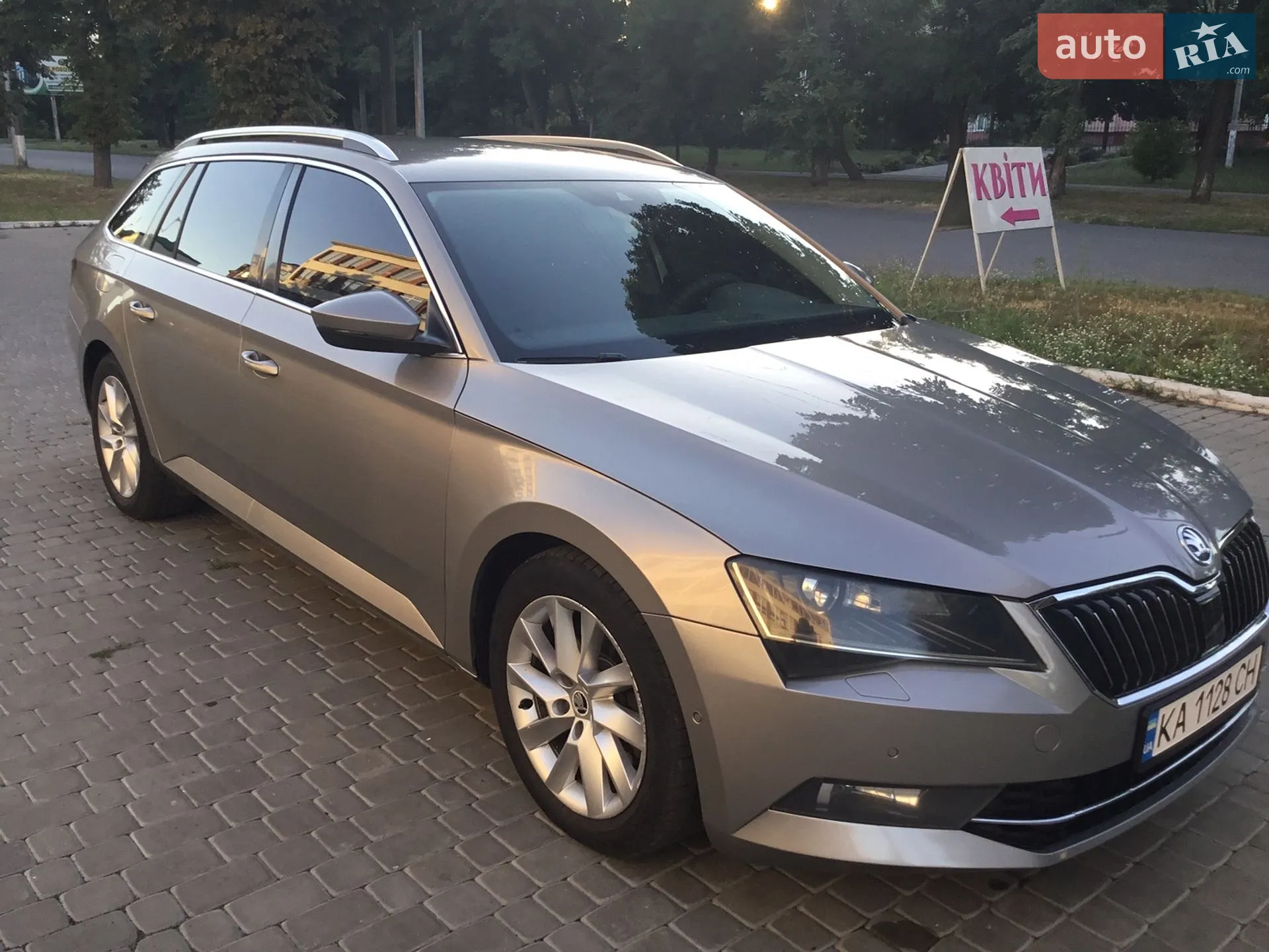 2016 Skoda Superb - мініатюра 2