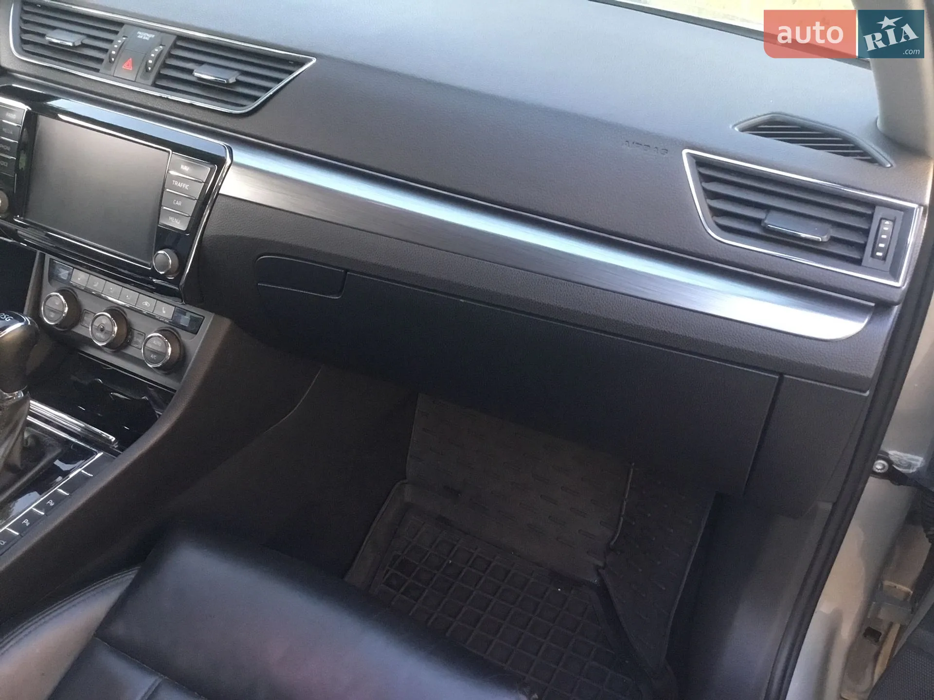 2016 Skoda Superb - мініатюра 10