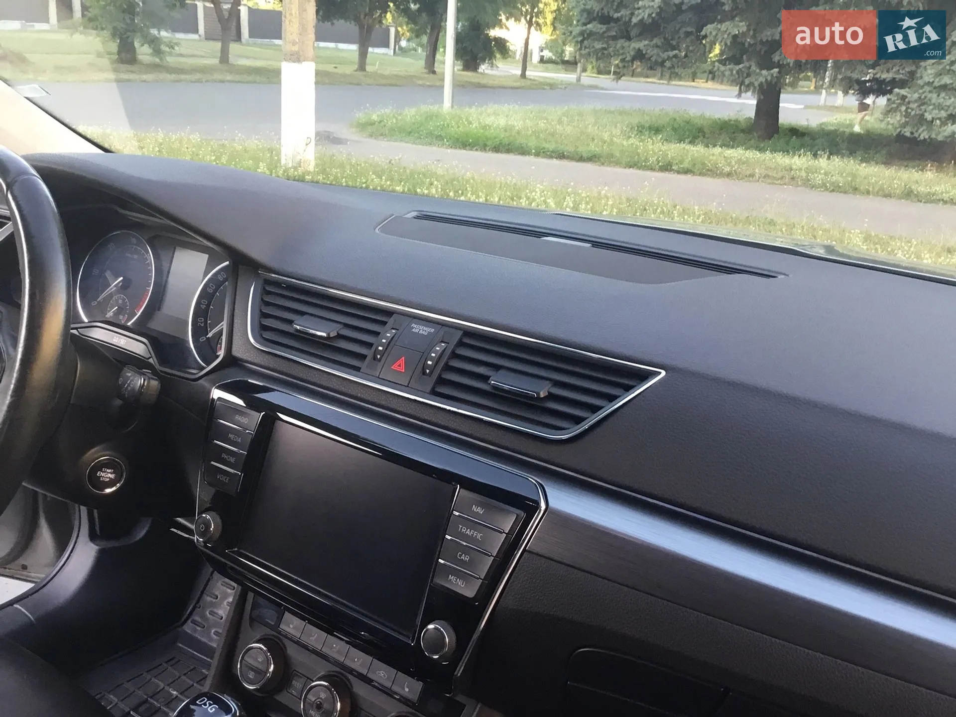 2016 Skoda Superb - мініатюра 12
