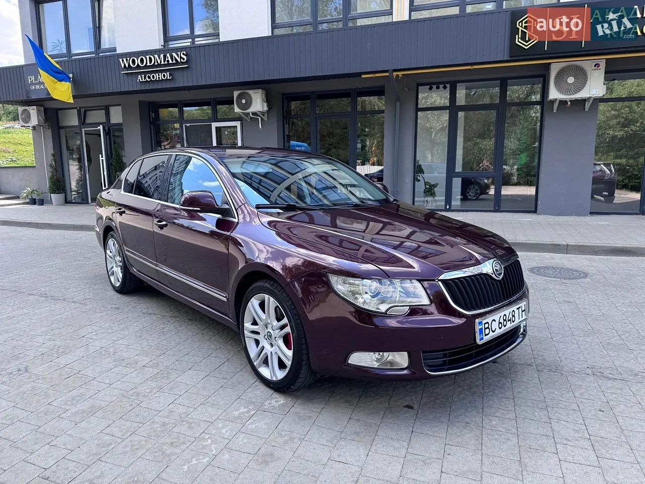 2010 Skoda Superb - мініатюра 18