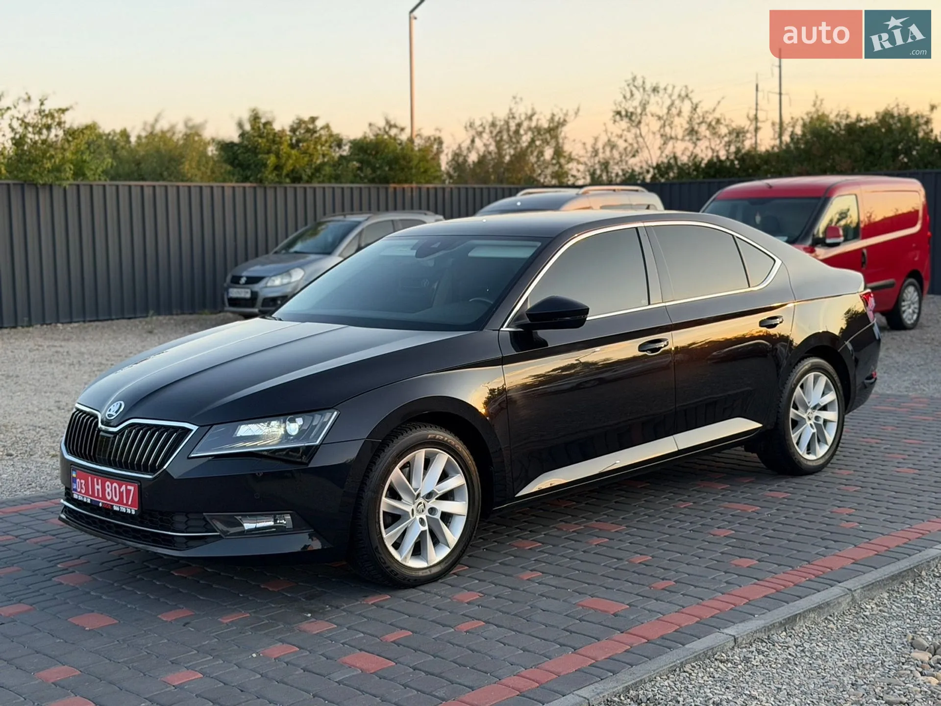 2019 Skoda Superb - мініатюра 18