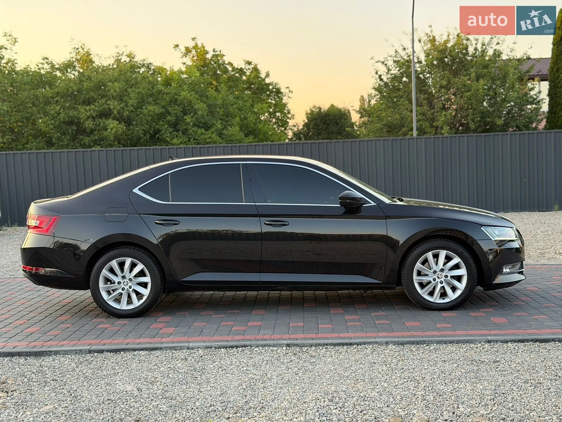 2019 Skoda Superb - мініатюра 24