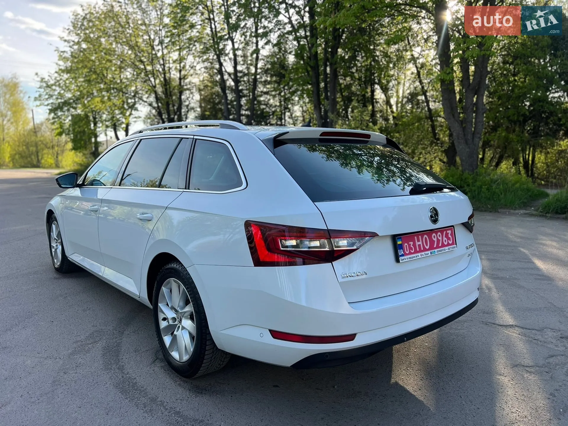 2016 Skoda Superb - мініатюра 3