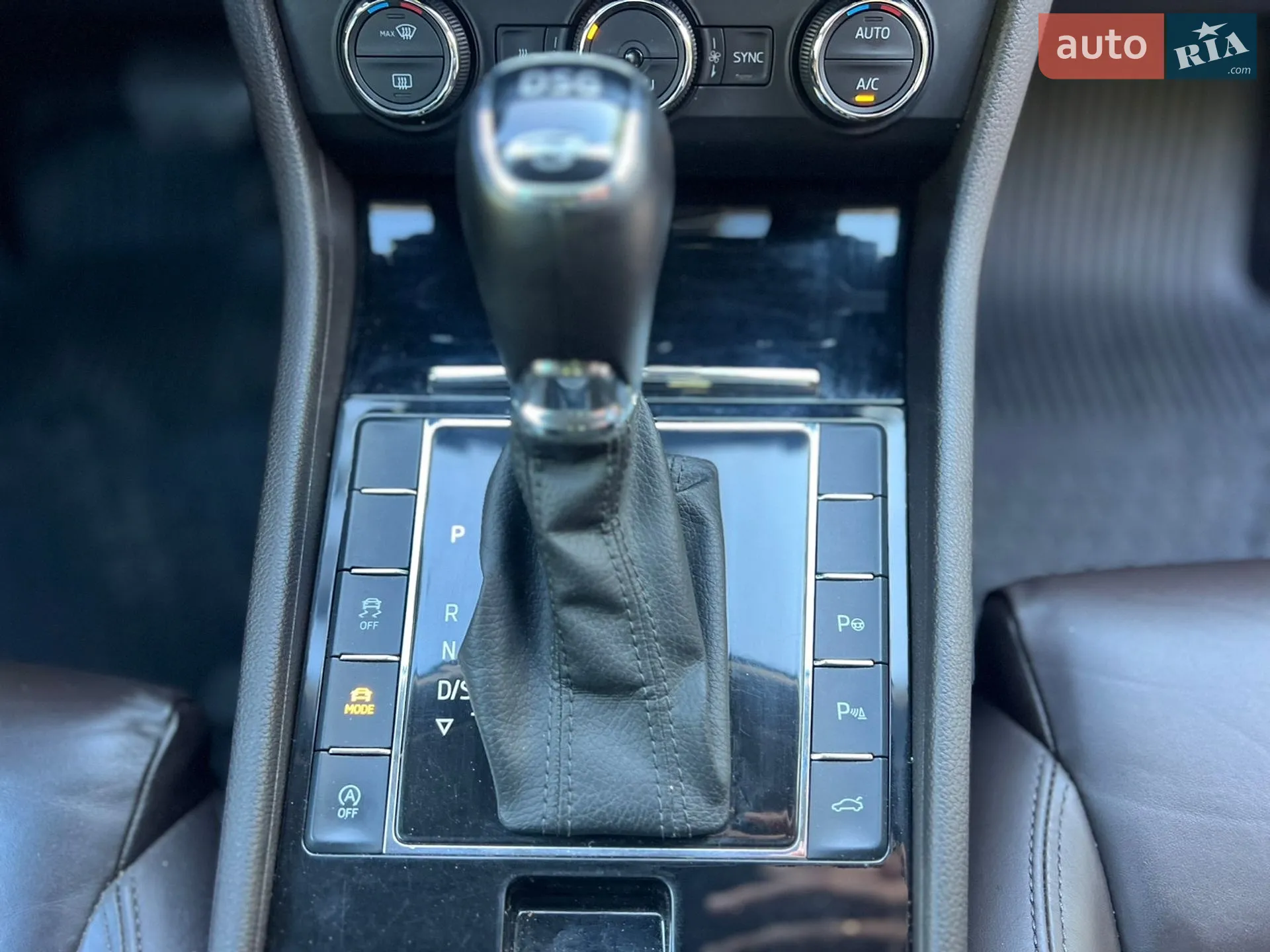 2016 Skoda Superb - мініатюра 29