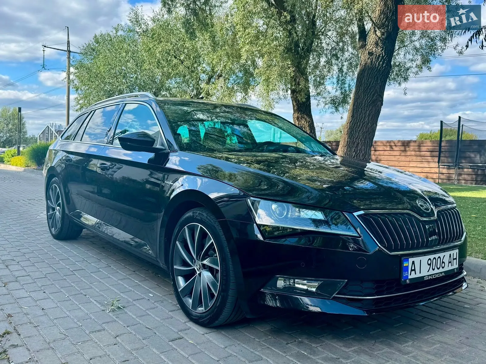 2019 Skoda Superb - мініатюра 4