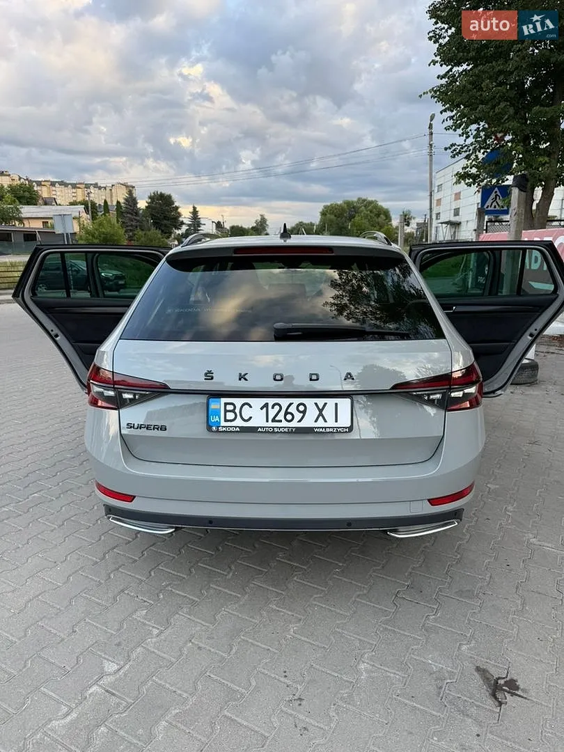 2020 Skoda Superb - мініатюра 3