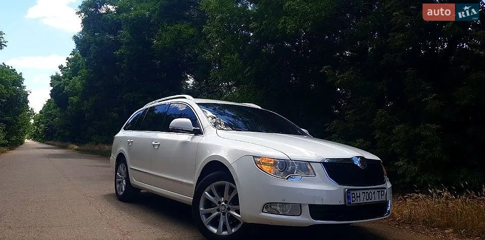 2010 Skoda Superb - мініатюра 41