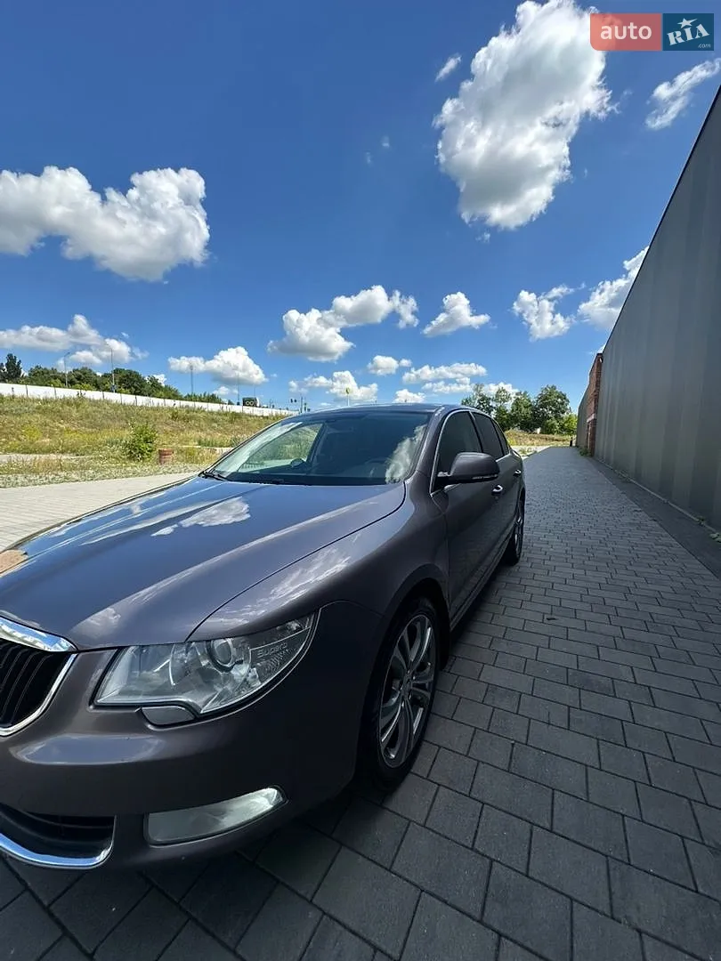 2012 Skoda Superb - мініатюра 11