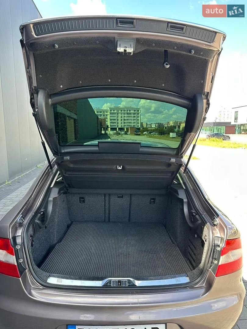 2012 Skoda Superb - мініатюра 41