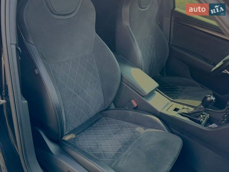 Ліфтбек Skoda Superb 2020 в Ужгороді