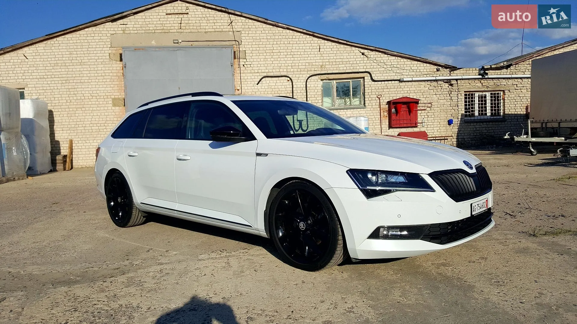 2017 Skoda Superb - мініатюра 10
