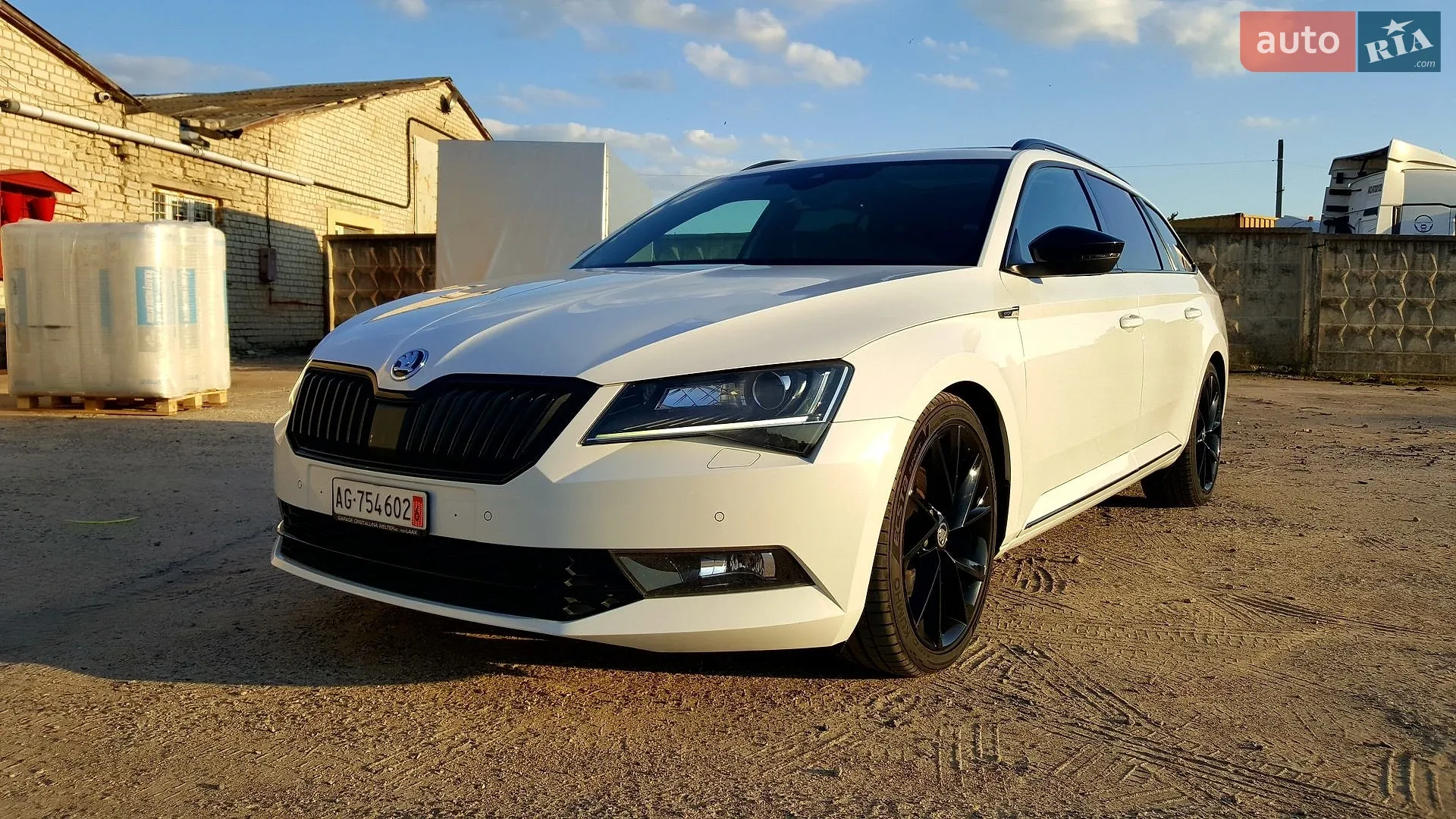 2017 Skoda Superb - мініатюра 78