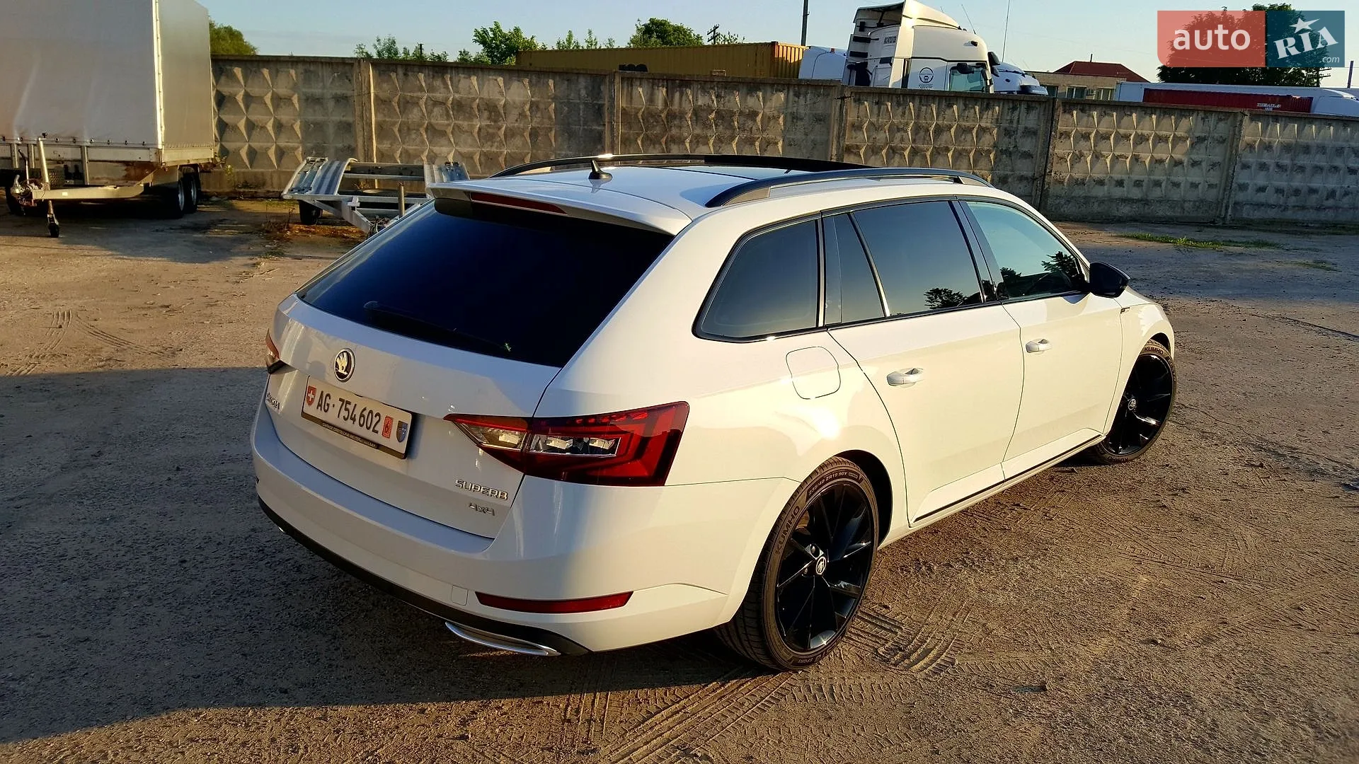 2017 Skoda Superb - мініатюра 85