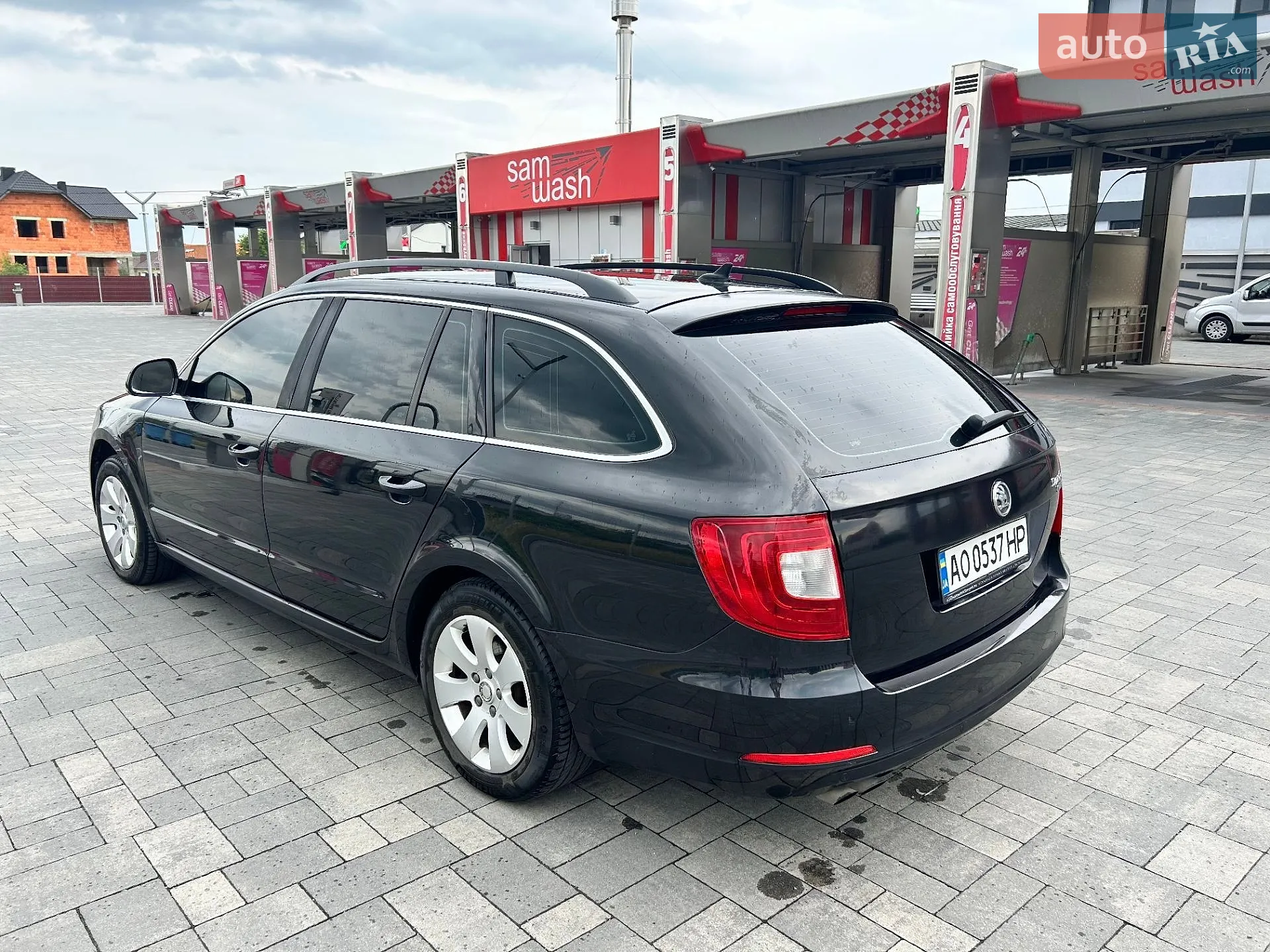 2012 Skoda Superb - мініатюра 10