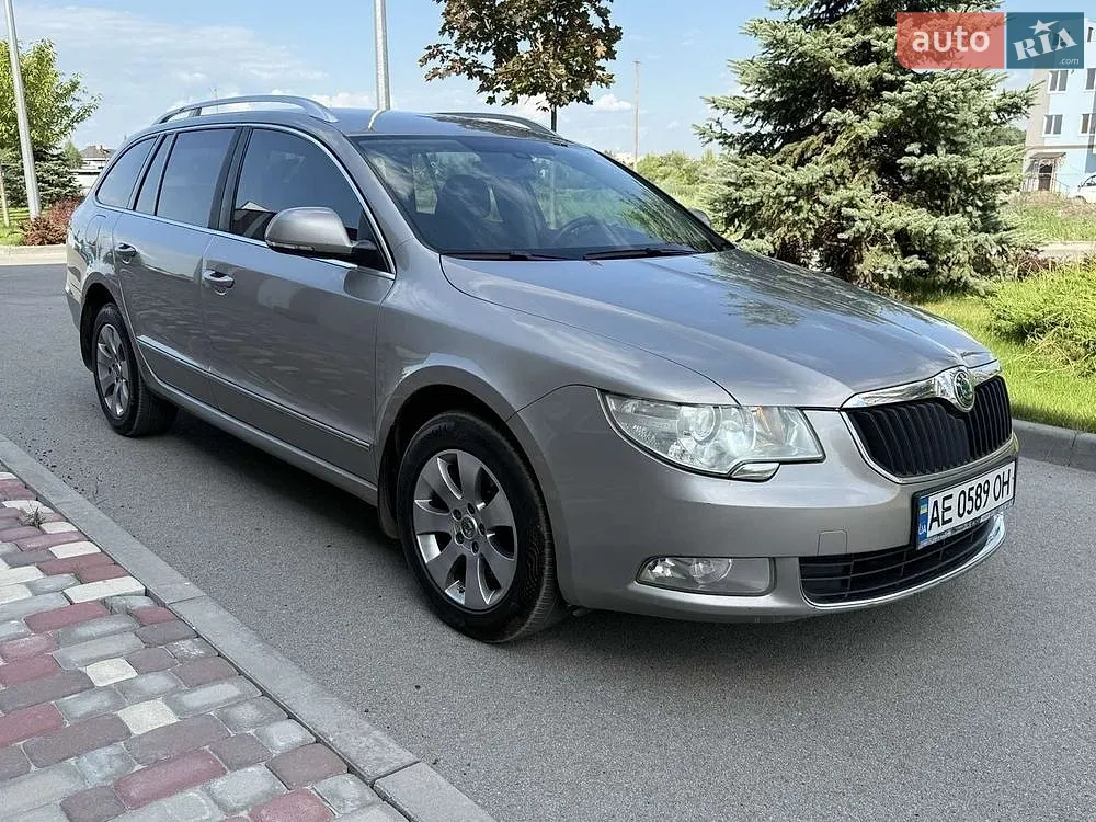 2011 Skoda Superb - мініатюра 25