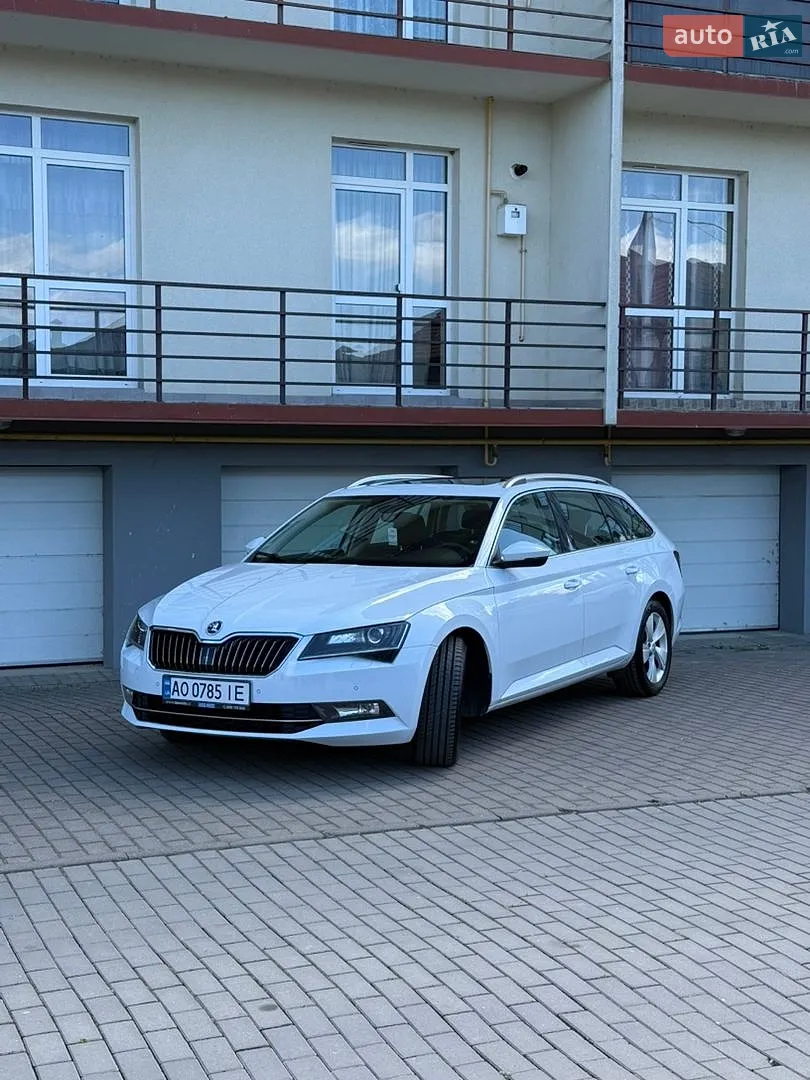 2018 Skoda Superb - мініатюра 2