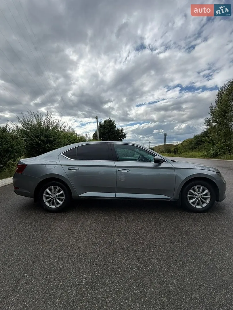 2016 Skoda Superb - мініатюра 7