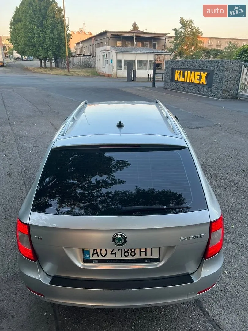 2011 Skoda Superb - мініатюра 16
