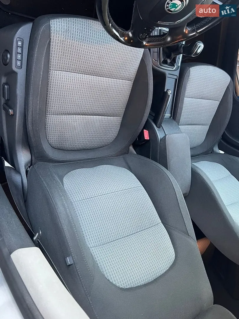 2011 Skoda Superb - мініатюра 14