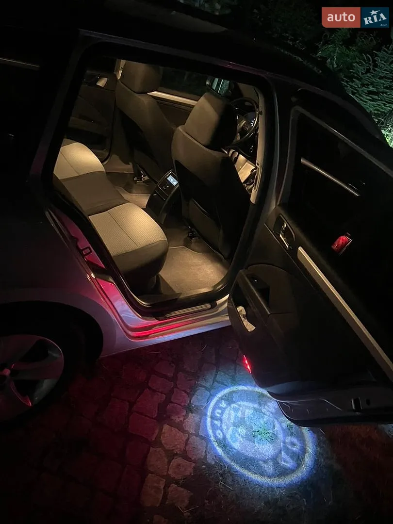 2011 Skoda Superb - мініатюра 49