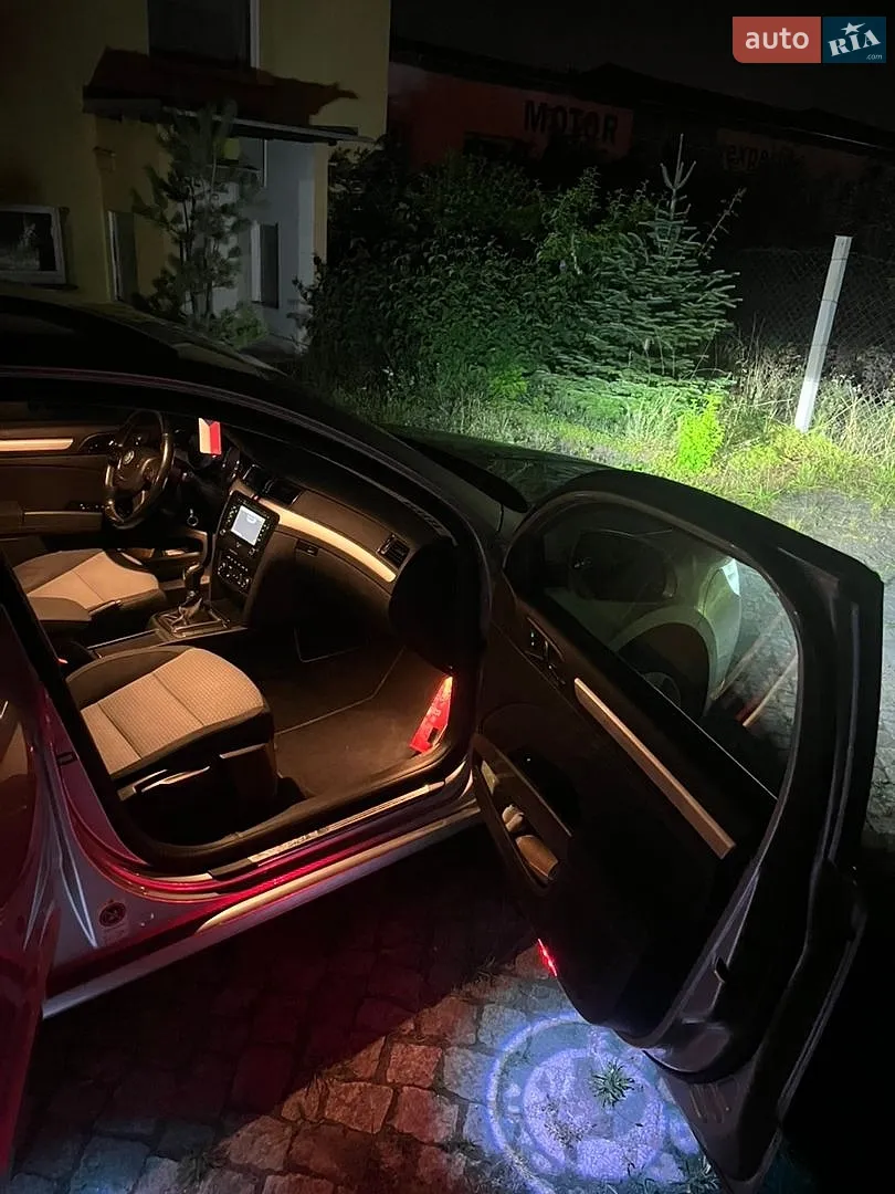 2011 Skoda Superb - мініатюра 50