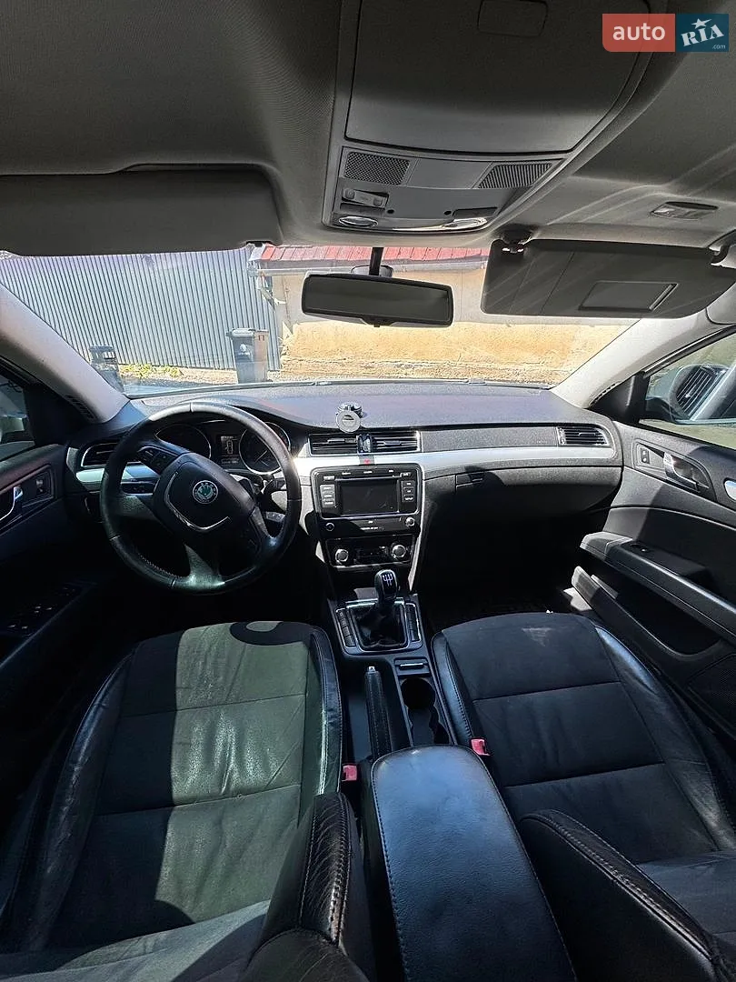 2011 Skoda Superb - мініатюра 18