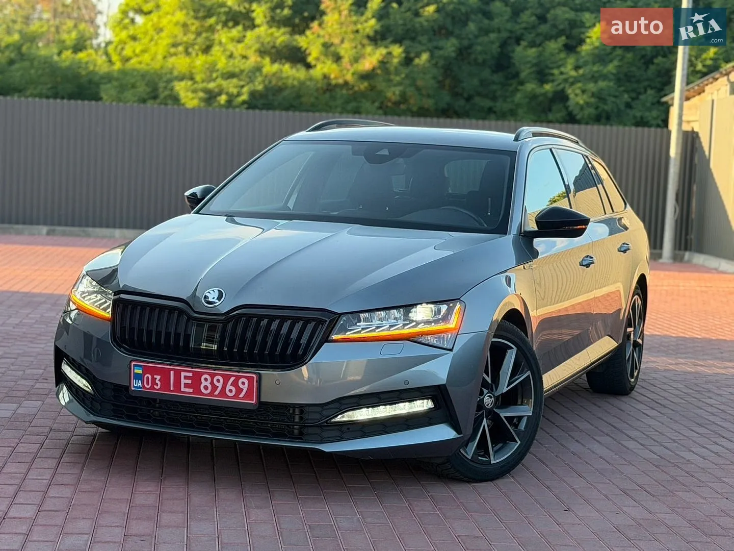2023 Skoda Superb - фото 1