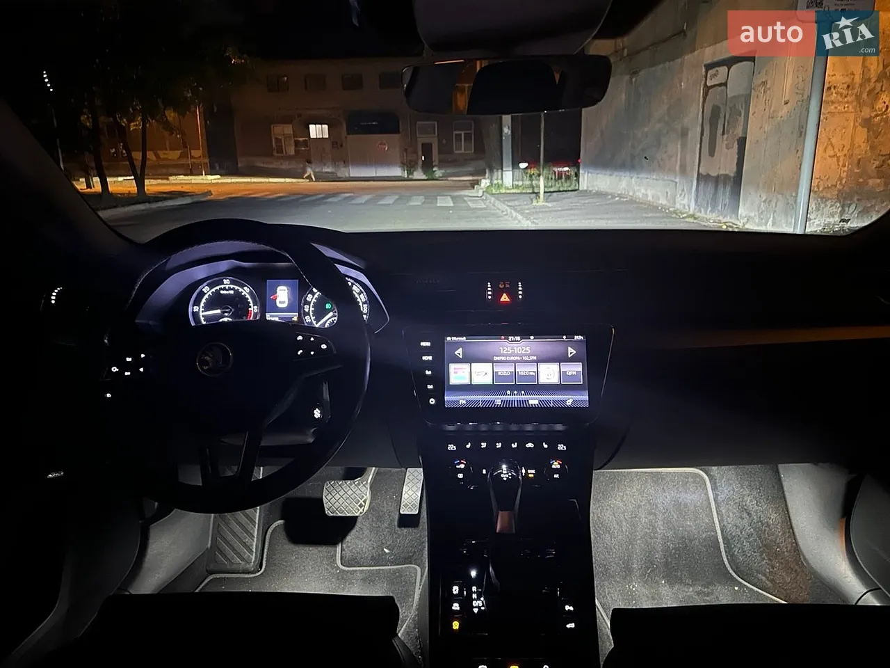 2018 Skoda Superb - мініатюра 17
