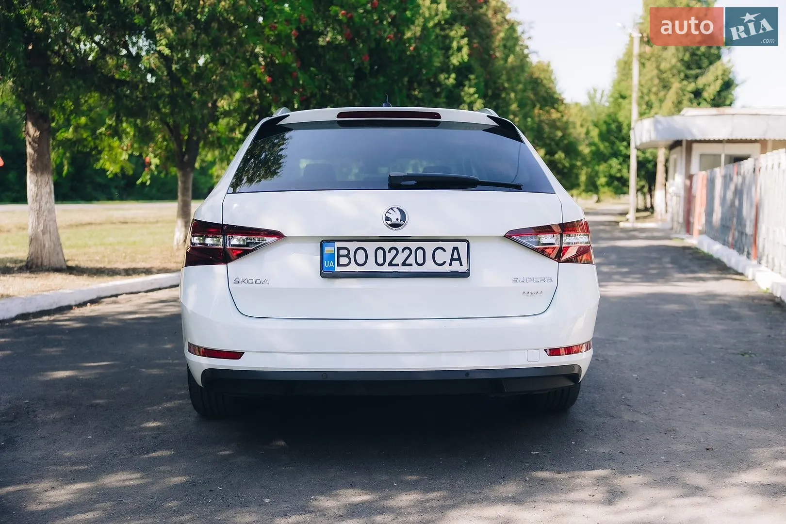 2016 Skoda Superb - мініатюра 8