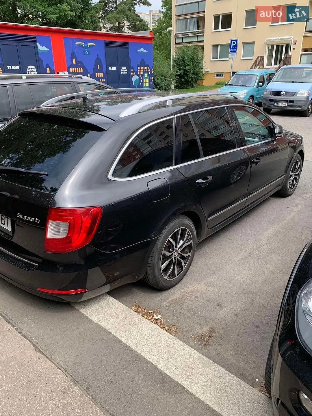 2010 Skoda Superb - мініатюра 4