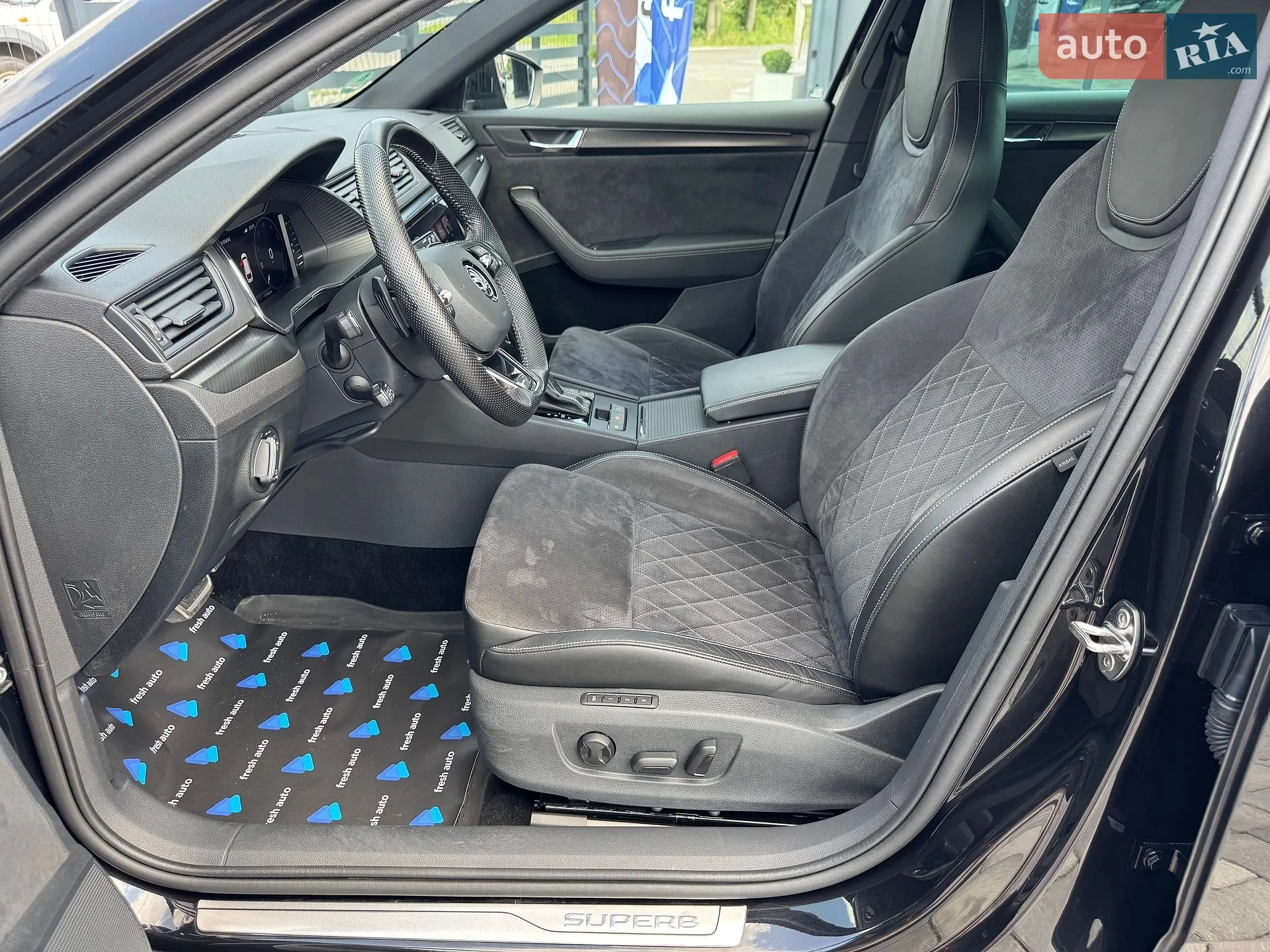2022 Skoda Superb - мініатюра 21