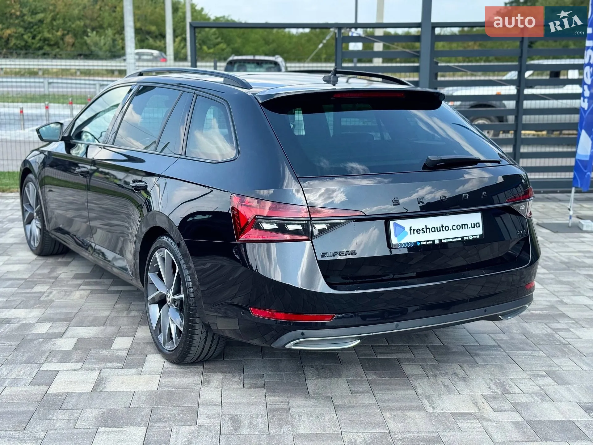 2022 Skoda Superb - мініатюра 10