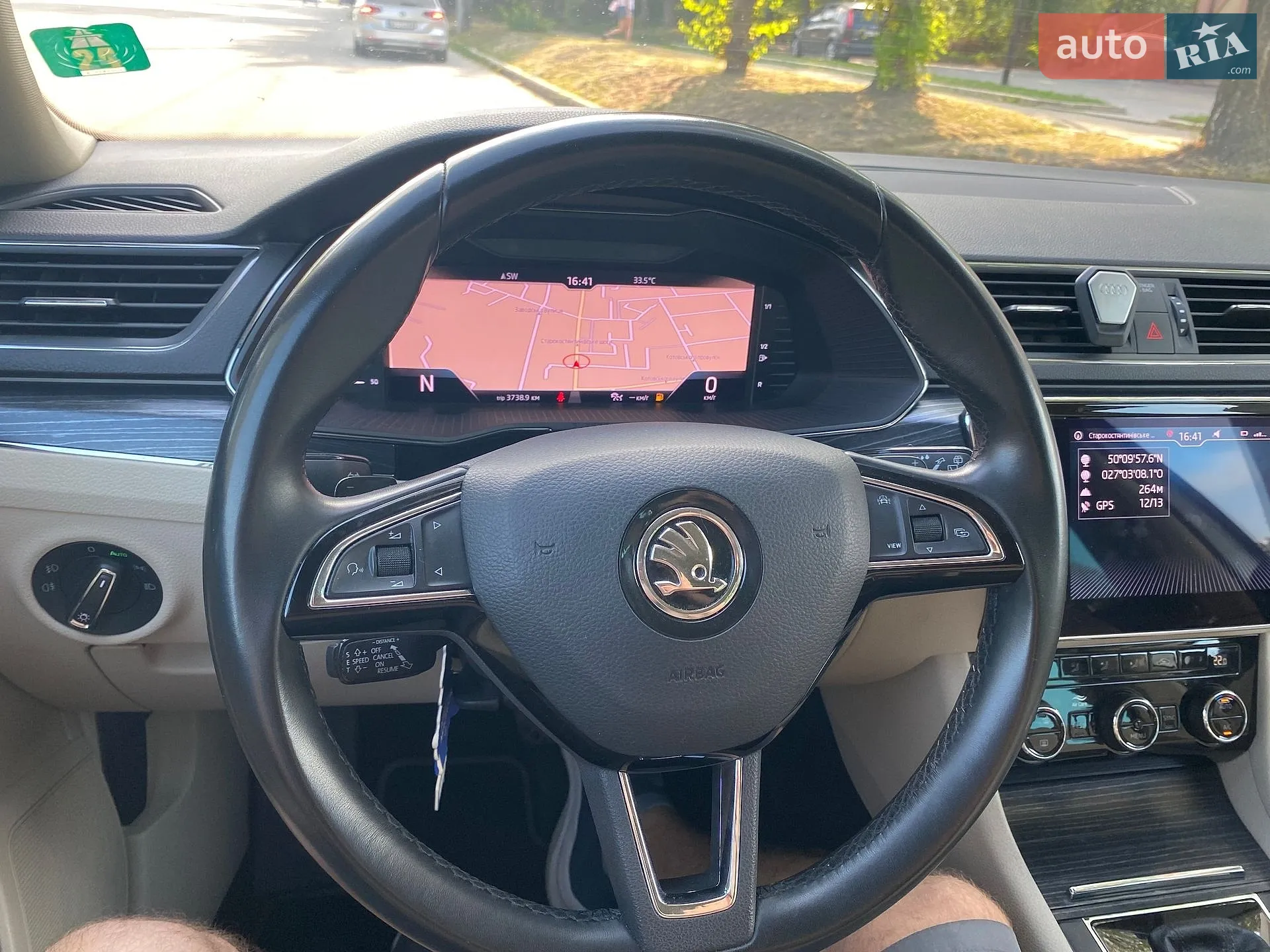 2019 Skoda Superb - мініатюра 41