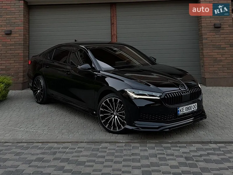 Skoda Superb 2025