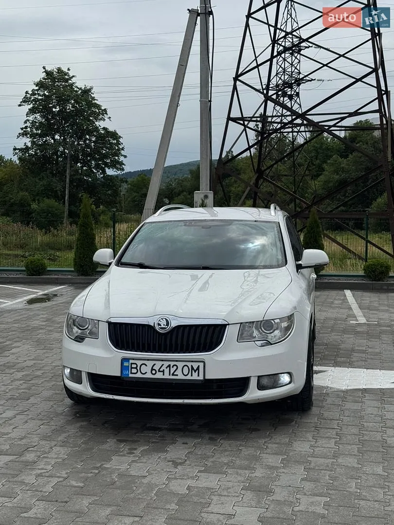 Skoda Superb 2012