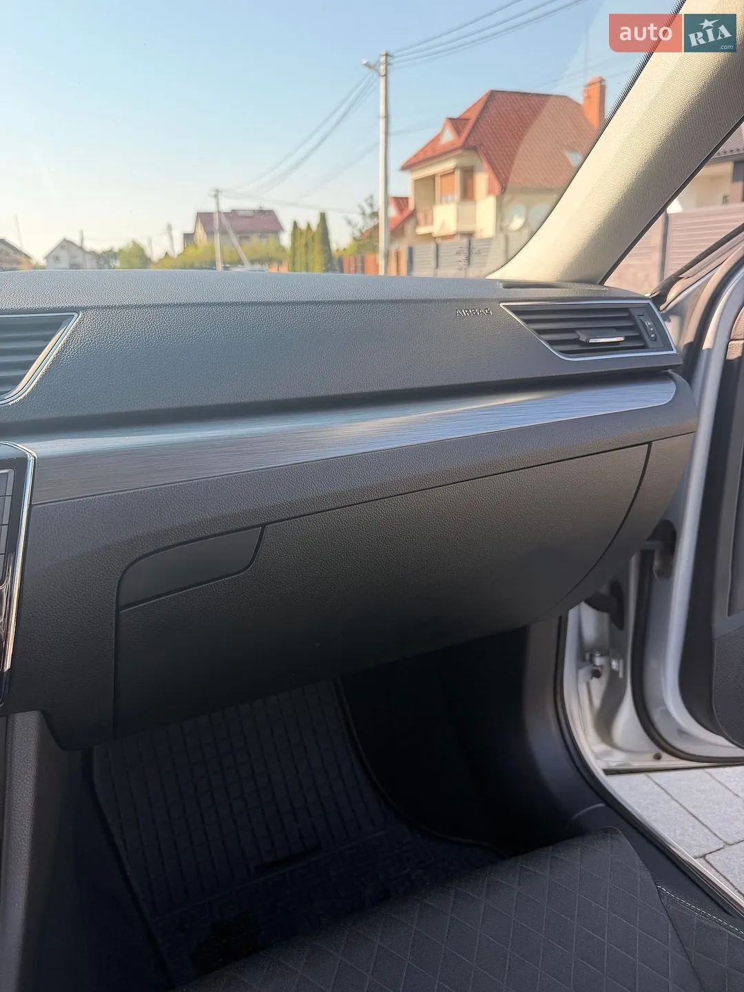 2017 Skoda Superb - мініатюра 17