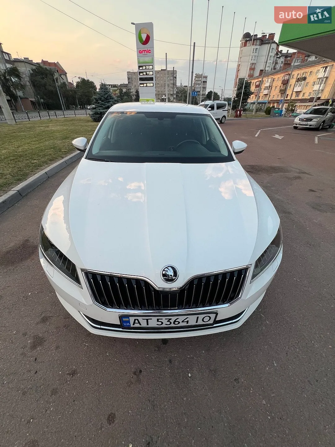 2017 Skoda Superb - мініатюра 17
