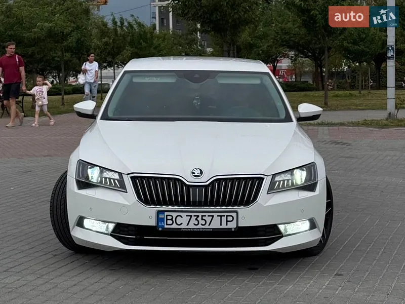 Skoda Superb 2015