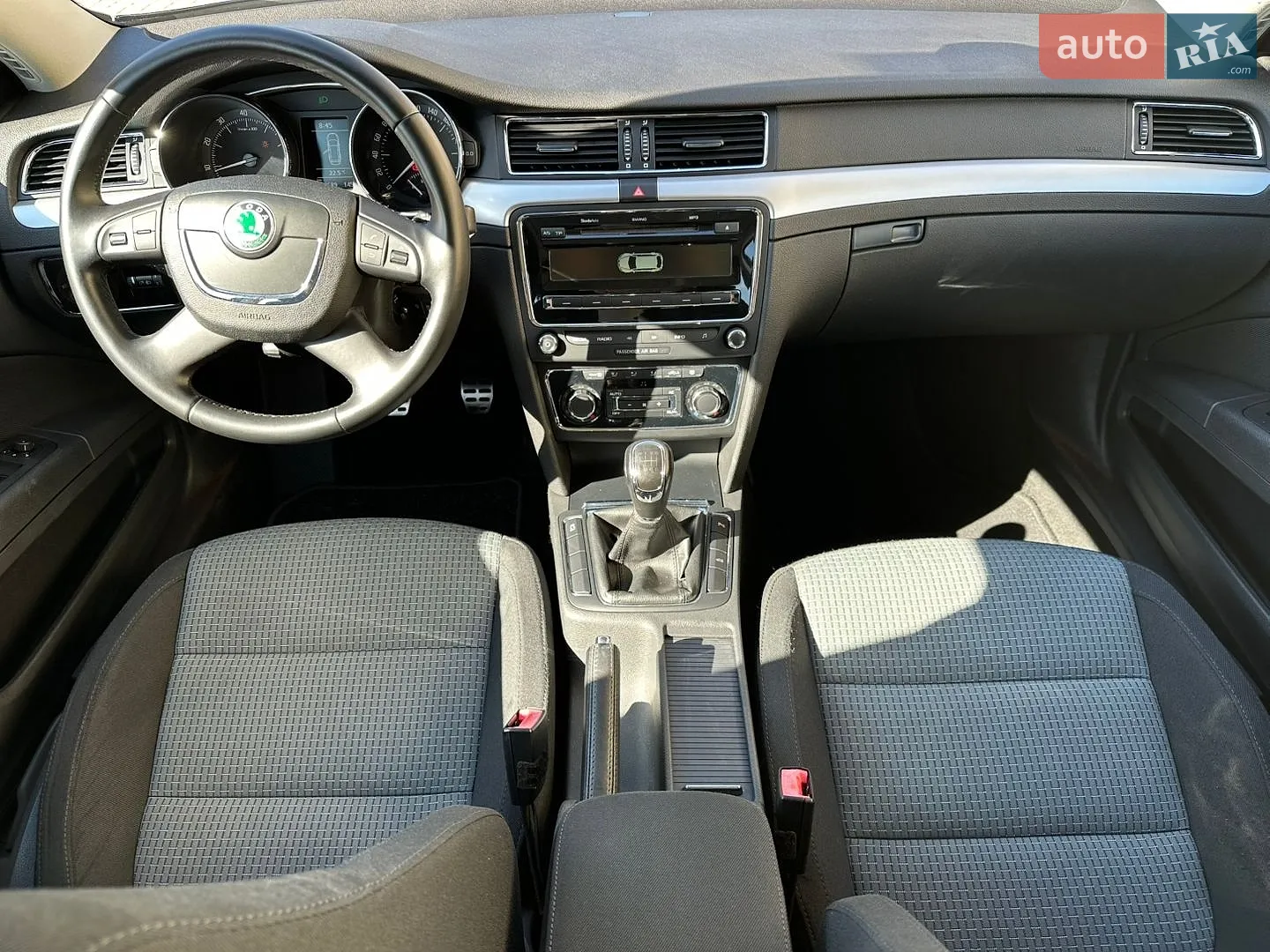 2011 Skoda Superb - мініатюра 45
