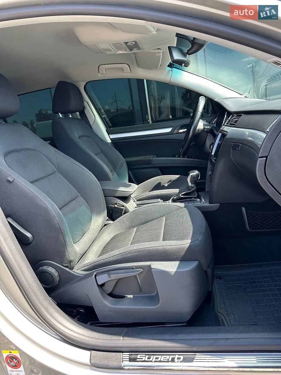 2015 Skoda Superb - мініатюра 12