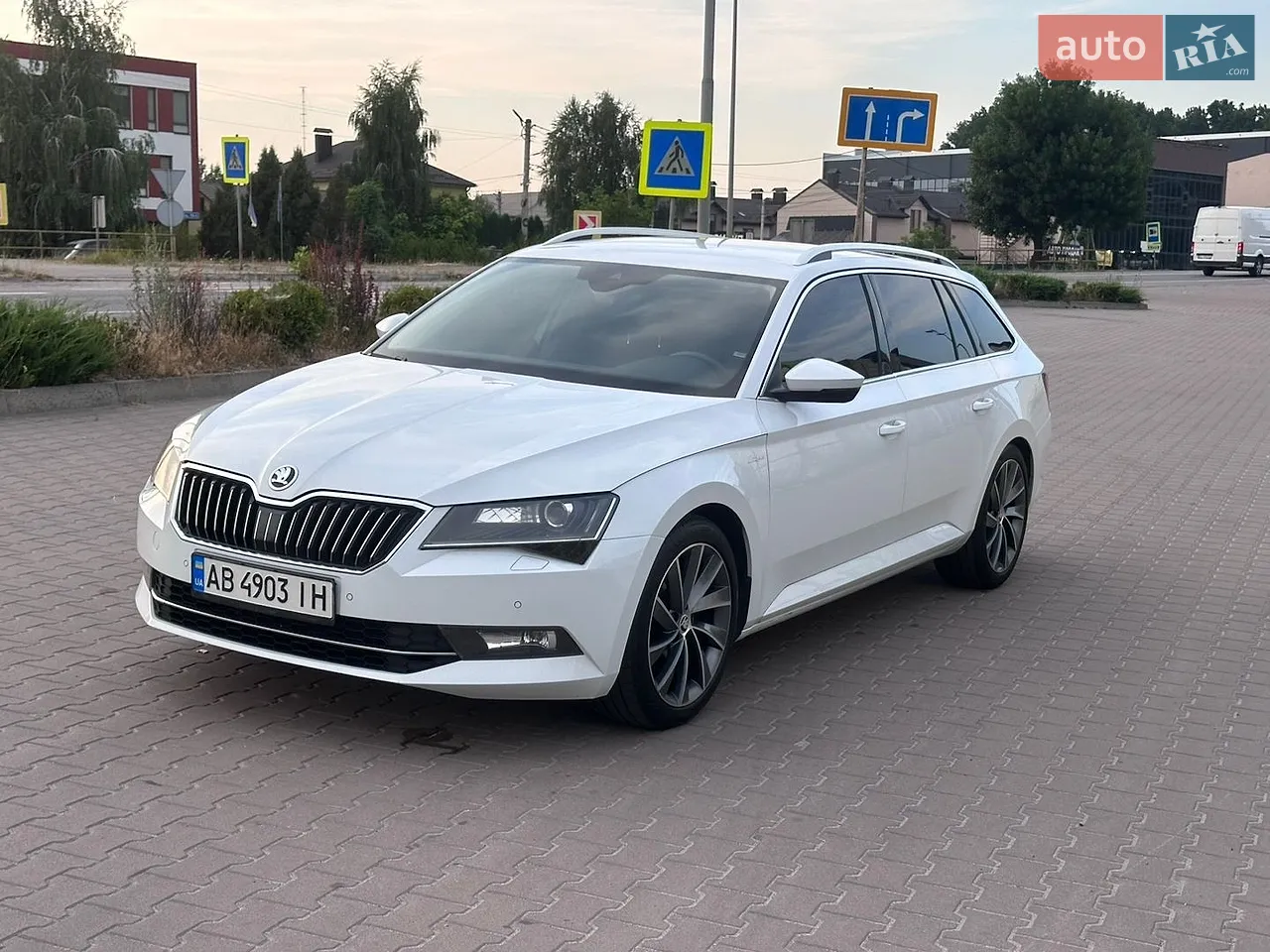 2016 Skoda Superb - мініатюра 47