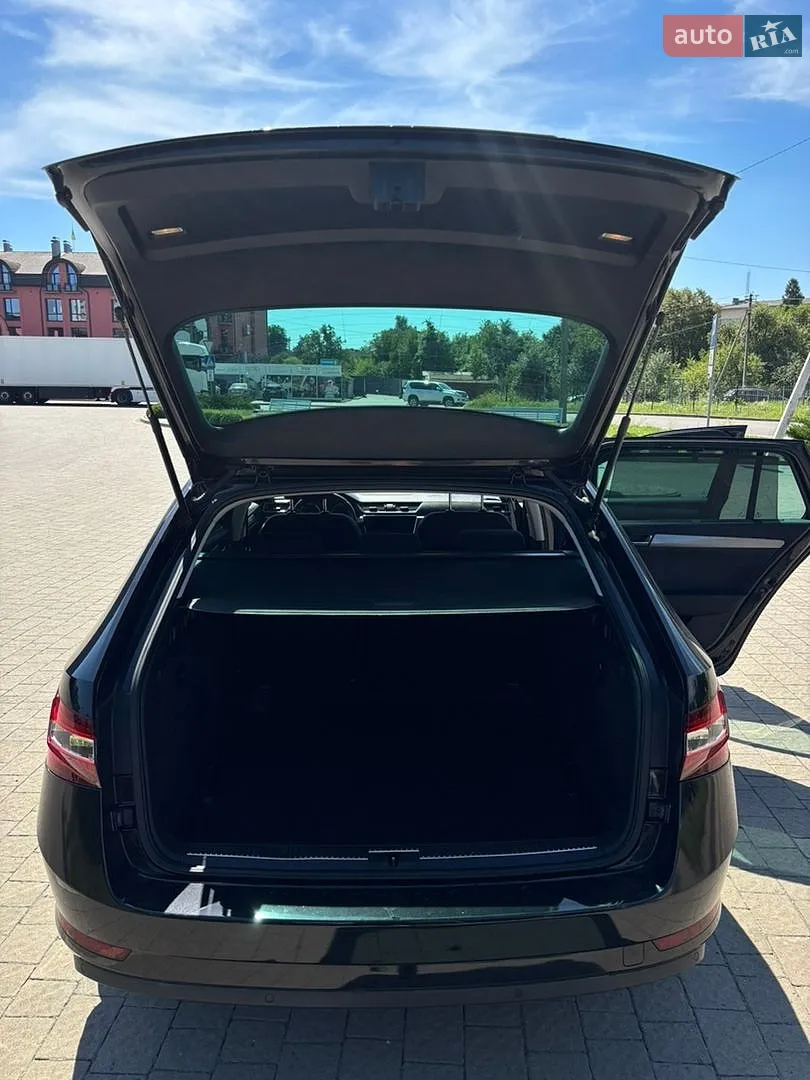 2019 Skoda Superb - мініатюра 8