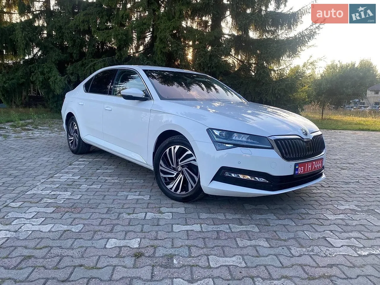 2019 Skoda Superb - мініатюра 11