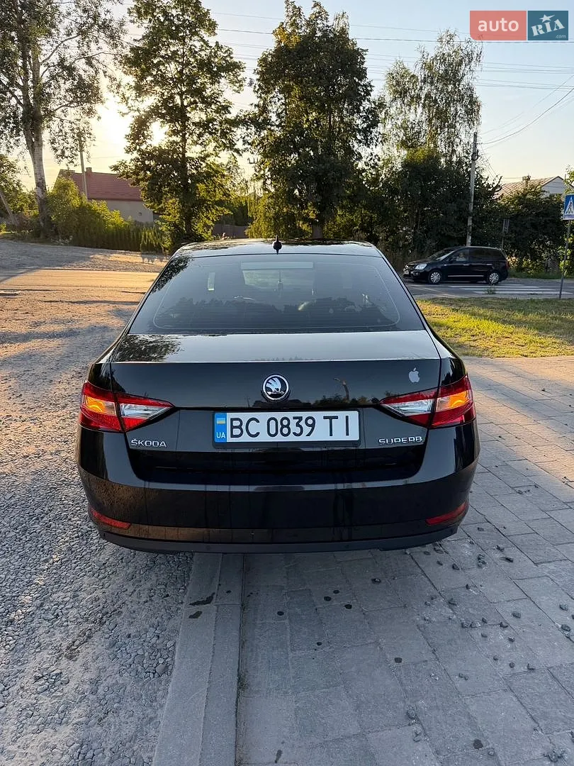 2018 Skoda Superb - мініатюра 4