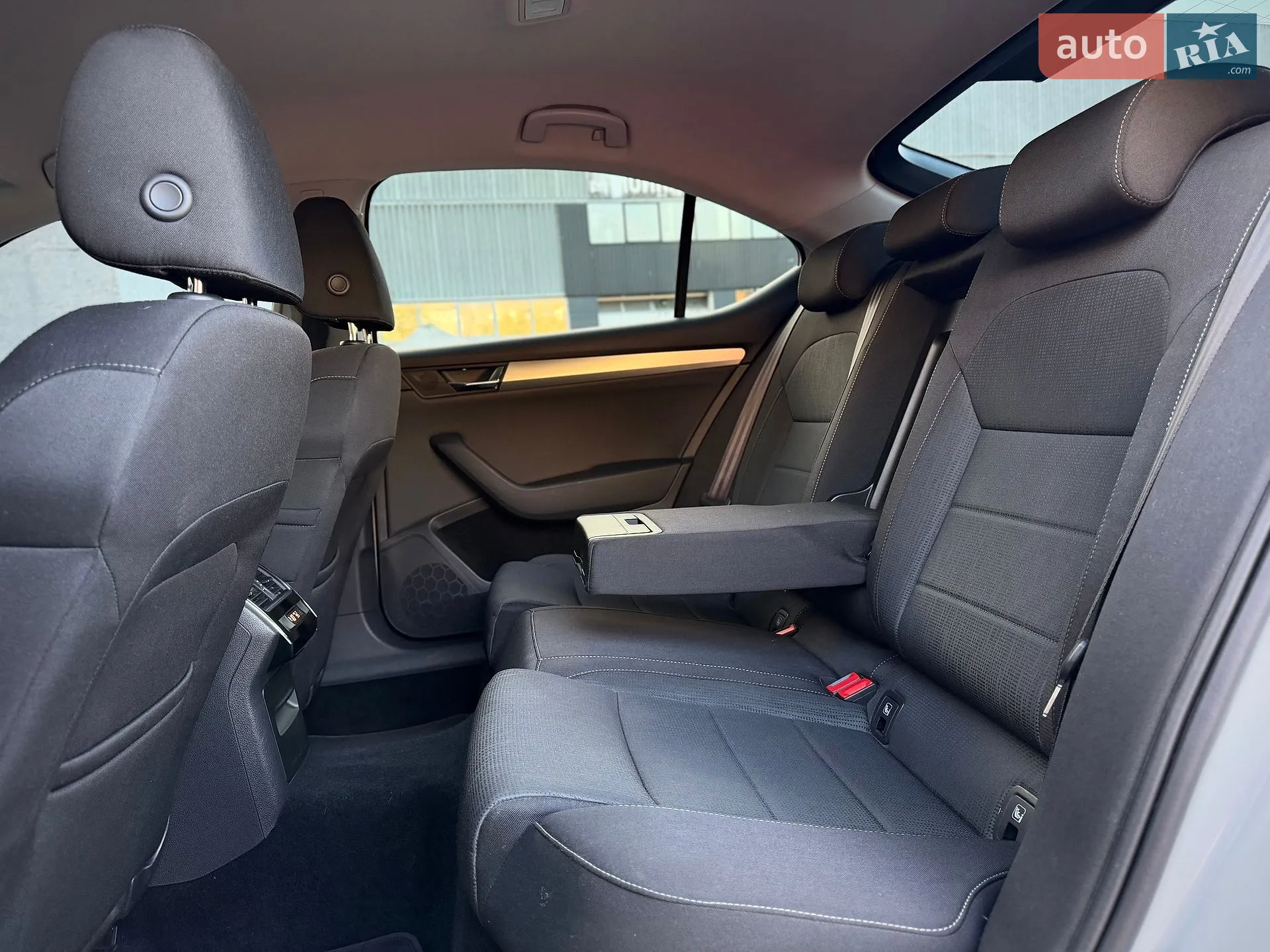 2019 Skoda Superb - мініатюра 26