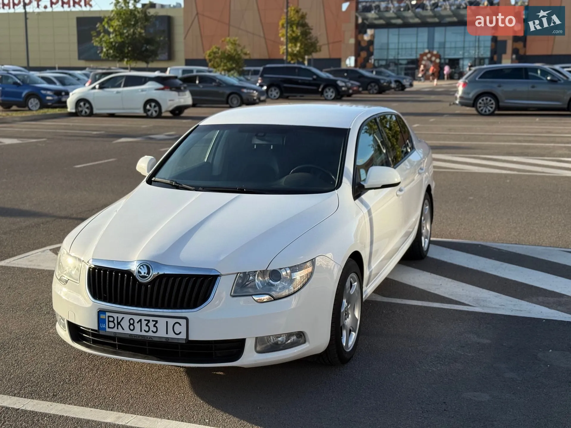 2011 Skoda Superb - мініатюра 4