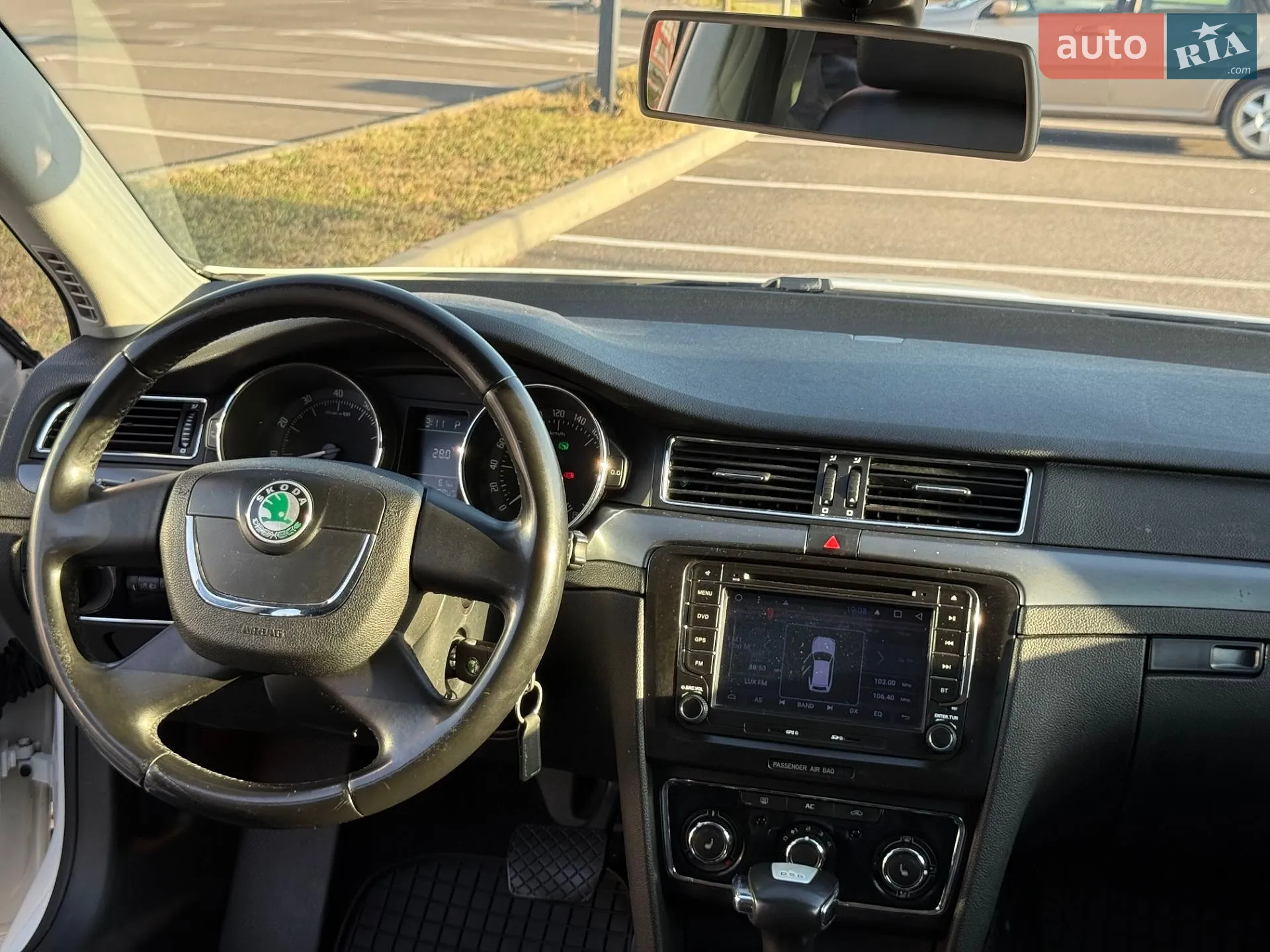 2011 Skoda Superb - мініатюра 21
