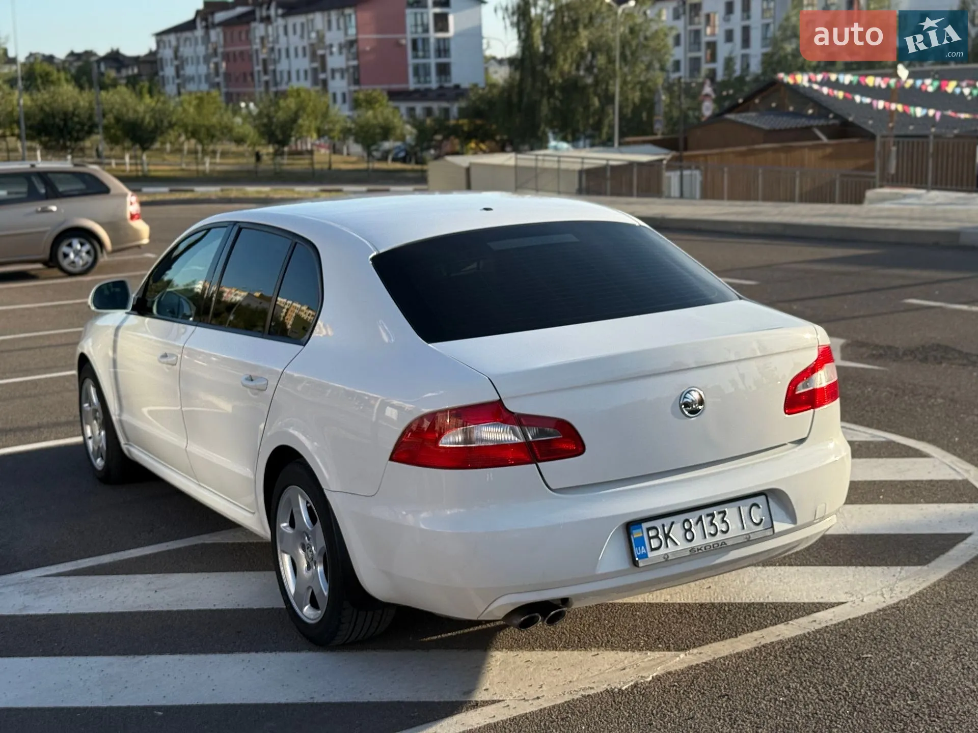 2011 Skoda Superb - мініатюра 38